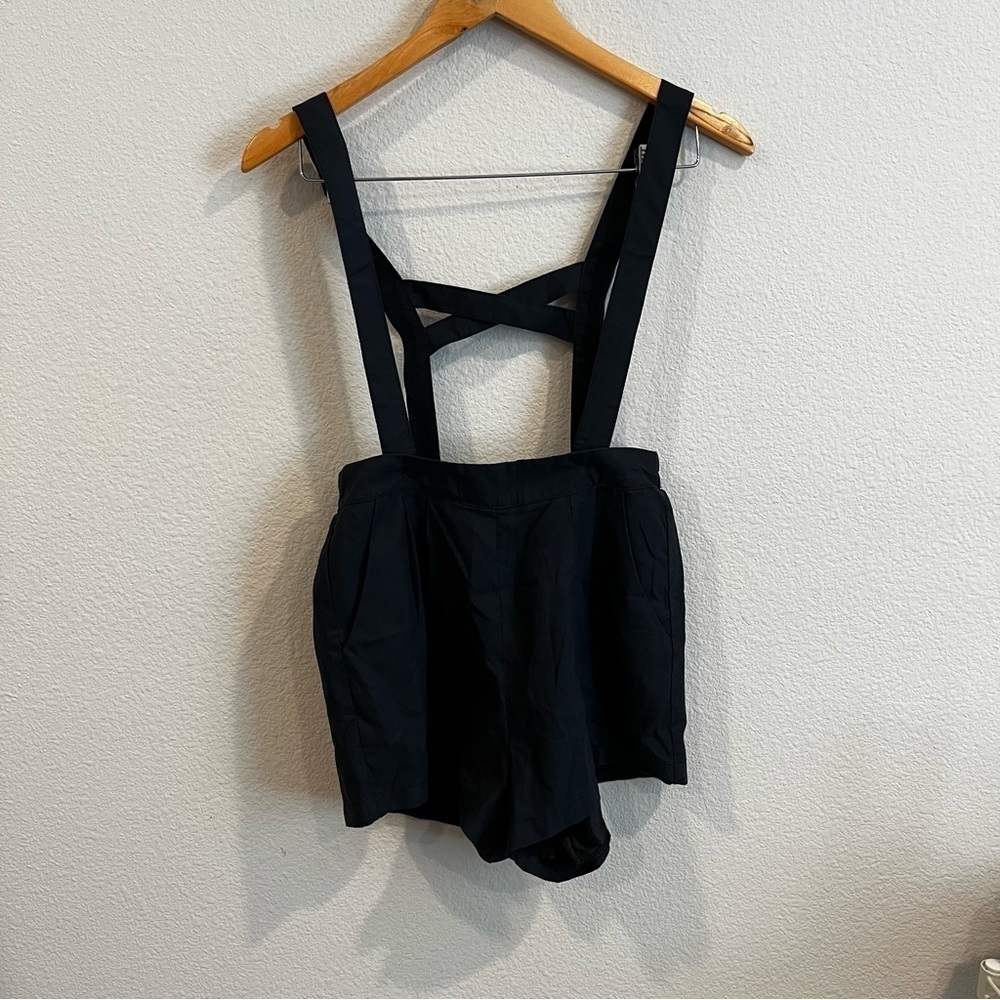 Momo WonderRocket navy blue shorts with overall straps fit like xsmall